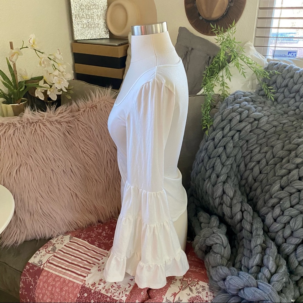 NEW Bell Sleeve Top - Picture 9 of 11